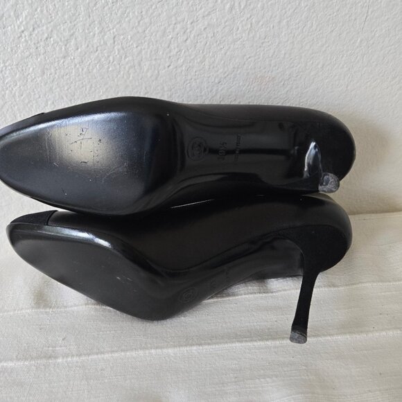 Vintage Chanel Pearl Cap Toe Velvet Stiletto Heels Pumps Black - Picture 11 of 16